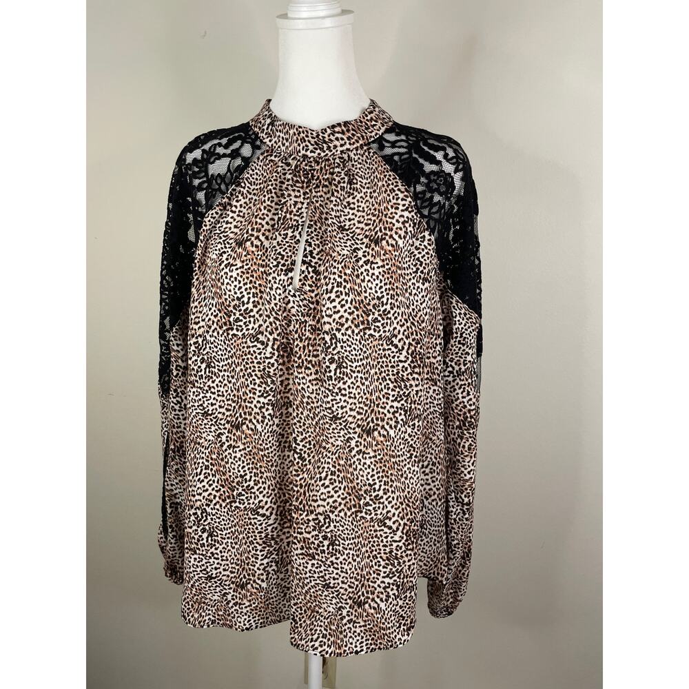 BOLD ELEMENTS ANIMAL PRINT BLOUSE TOP Size L